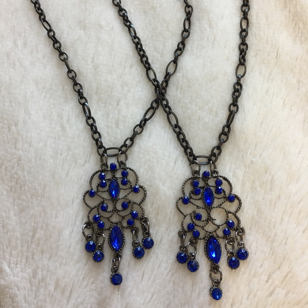 🎀 16” royal blue chandelier Victorian necklace - Picture 5 of 5